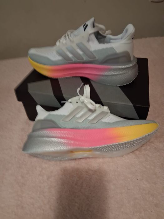 Adidas Buty do biegania nowe 41