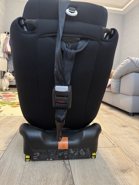 Дитяче автокрісло Carrello Capsula