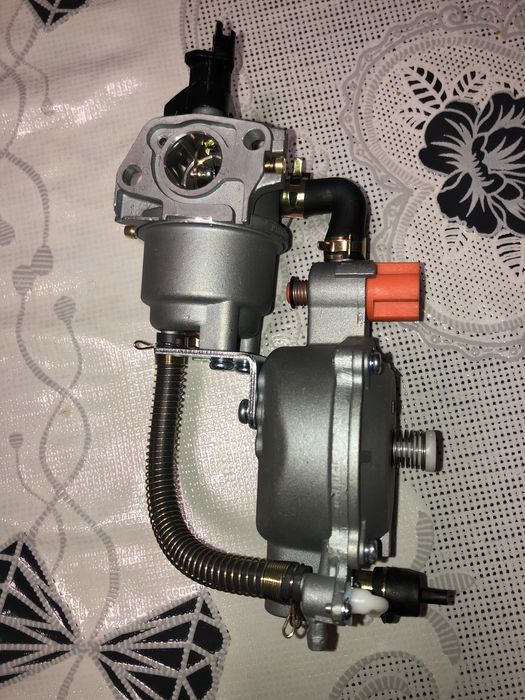 Продам газовый карбюратор для генератора