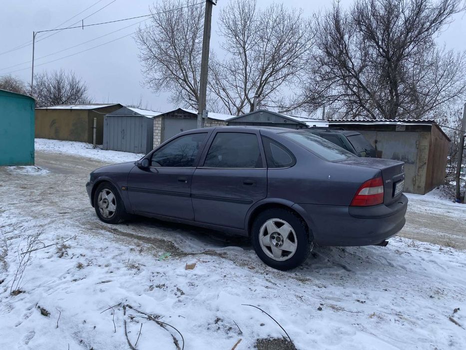 OPEL VECTRA B 1.6, в гарному технічному стані