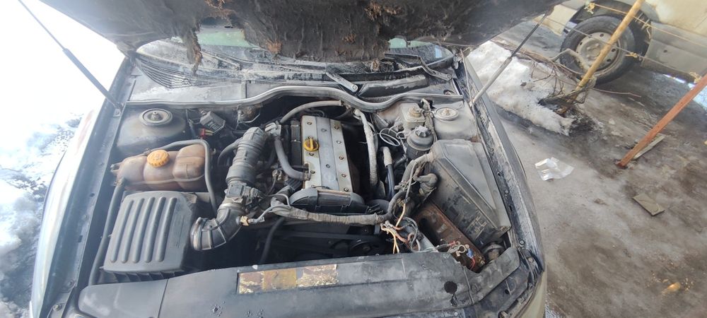 Opel omega b 2,0 x20xev 1994г(газ/бензин)
