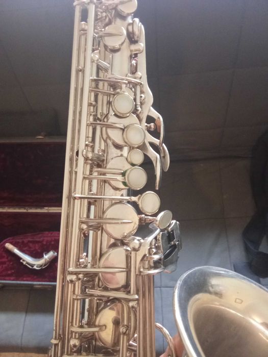 Saxofone Alto Mark VI prateado