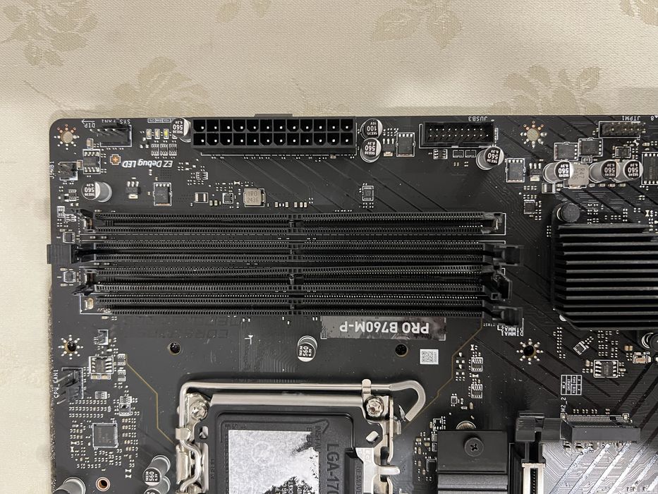 Материнская плата MSI Pro B760M-P (поврежденная)