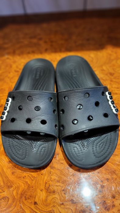 Crocs 39 czarne klapki