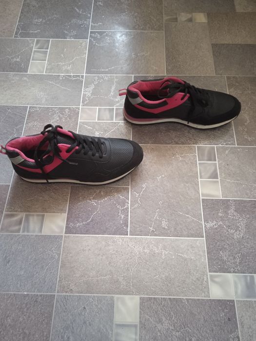 Кроссовки Турция.37р