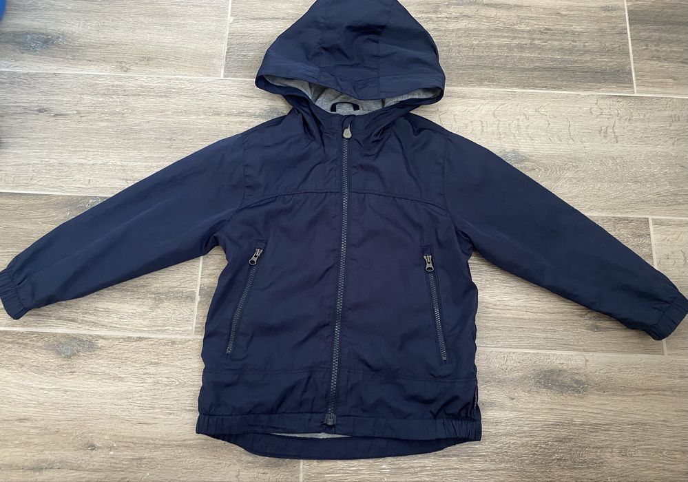 Вітрівка ветровка куртка  Gap на 3-4 роки