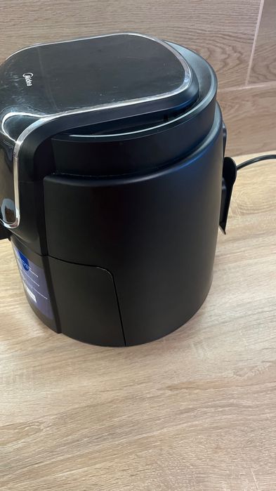 Air fryer midea 4L