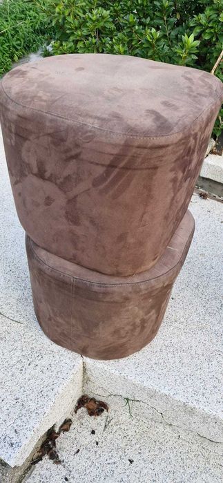 4 pufes pele pêssego castanho