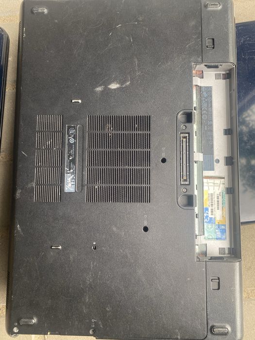 Laptopy uszkodzone