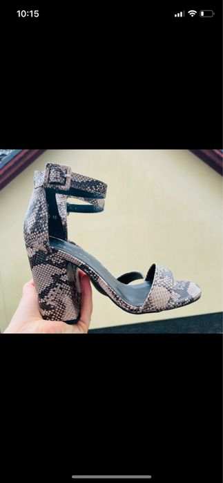 Nowe sandalki 36
