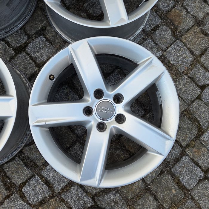 Oryginalne felgi Audi 17 5x112 A4,B6,B7,B8,A6,A3 Alufelgi