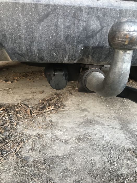 Фаркоп зйомний Subaru legasi Outback