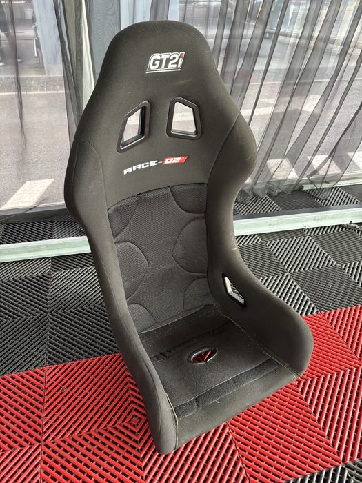 Backet GT2i Race -02 L