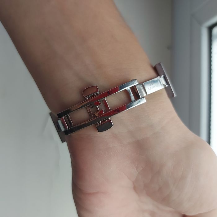 наручний годинник  Burberry