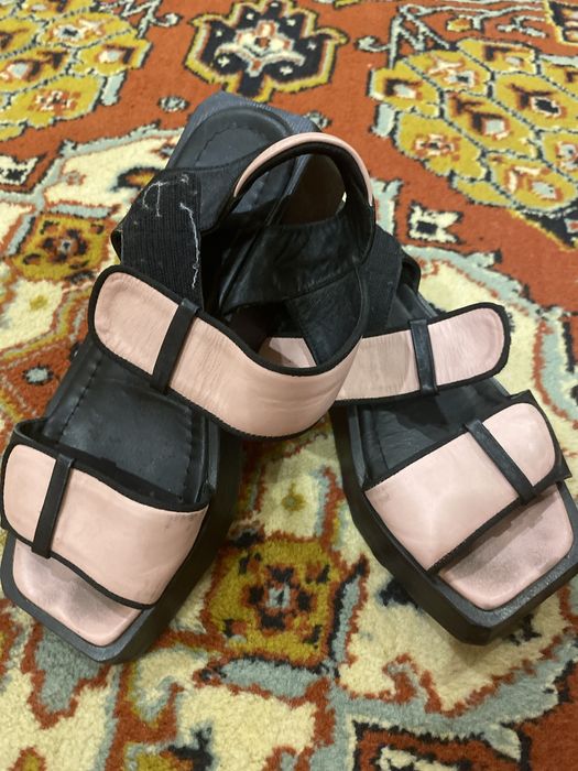 Шкіряні босоніжки 37 рр