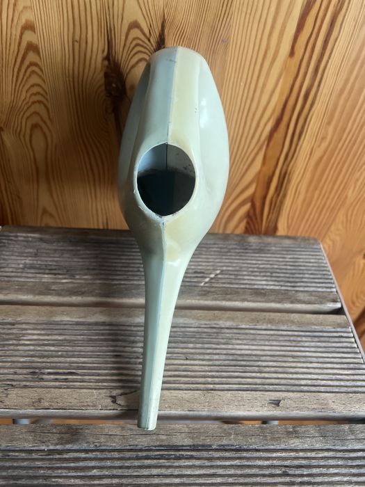 Sprzedam niebiesko białą  konewkę PRL, vintage , lata 60 te