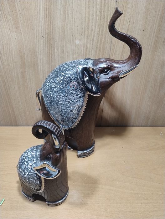 Komoda w stylu kolonialnym
