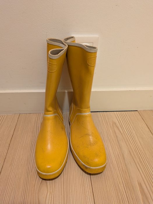 Galochas Lacoste amarelas