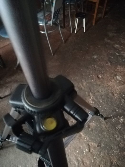 Tripé Philips SBC 5361