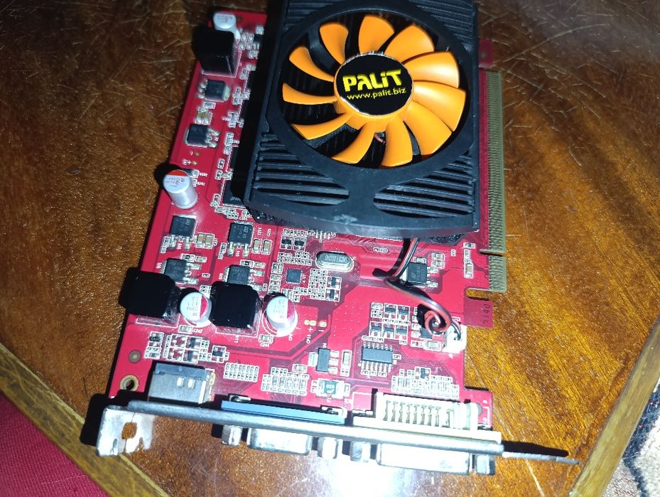 Робоча Gt 240 palit обслужена