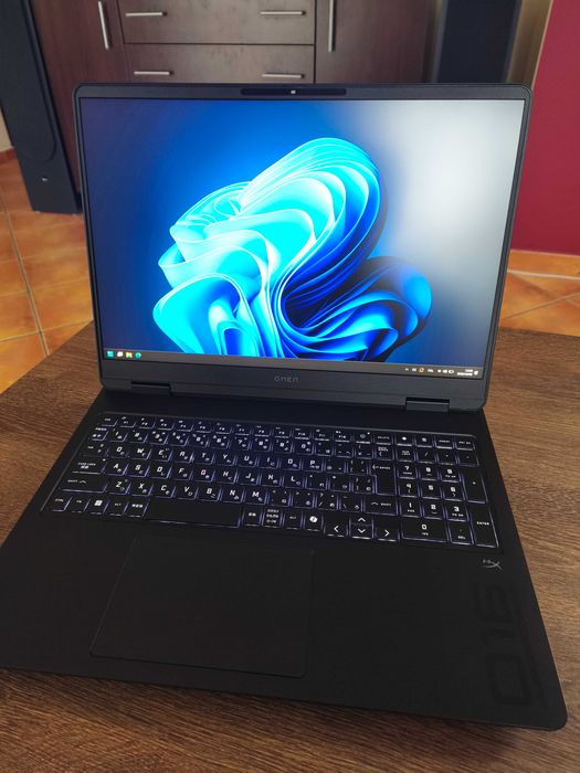 HP OMEN 16 – Ryzen AI 7 350 / RTX 5060 / 24GB RAM / 240 Hz