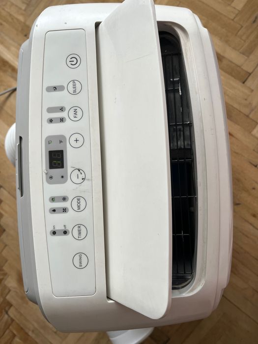 Klimatyzator przenośny FrigoLine używany z rurą wyprowadzającą