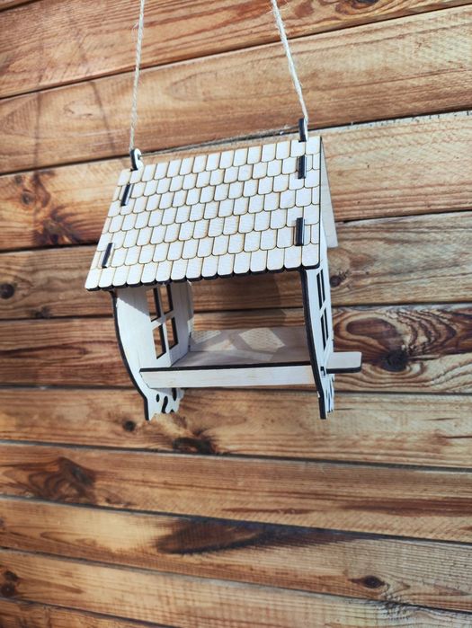 Годівничка для птахів