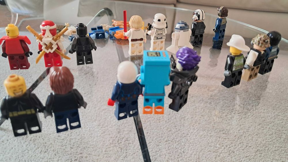 Oferta Trintena figuras LEGO Ninjago, Star Wars, City, Nexo Knights