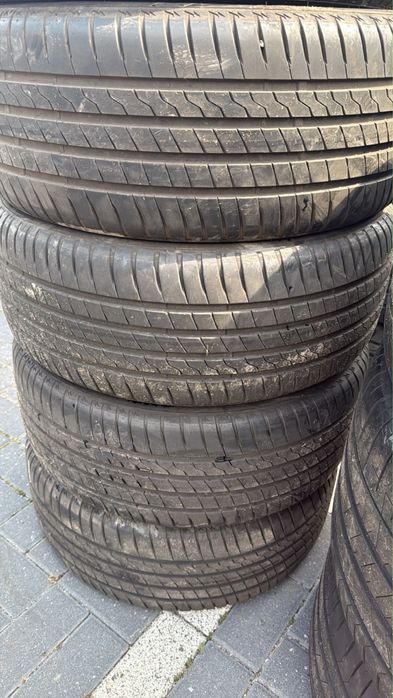 Komplet opon 235/40r19  Letnich Firestone jak nowe