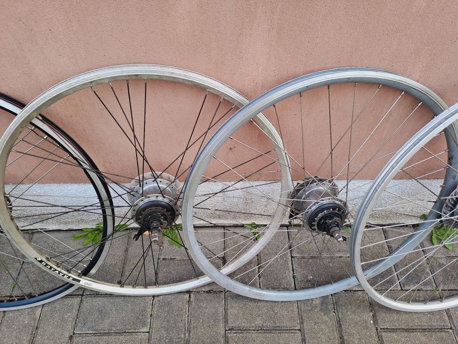 Велосипедні колеса 28" з  планетарною втулкою nexus-8 на ролерних галь