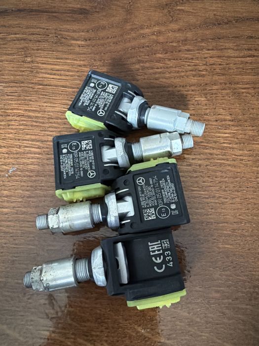 Czujniki ciśnienia opon TPMS Mercedes
