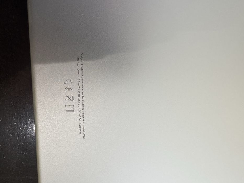 Macbook Air M2 8G/256GB Starlight