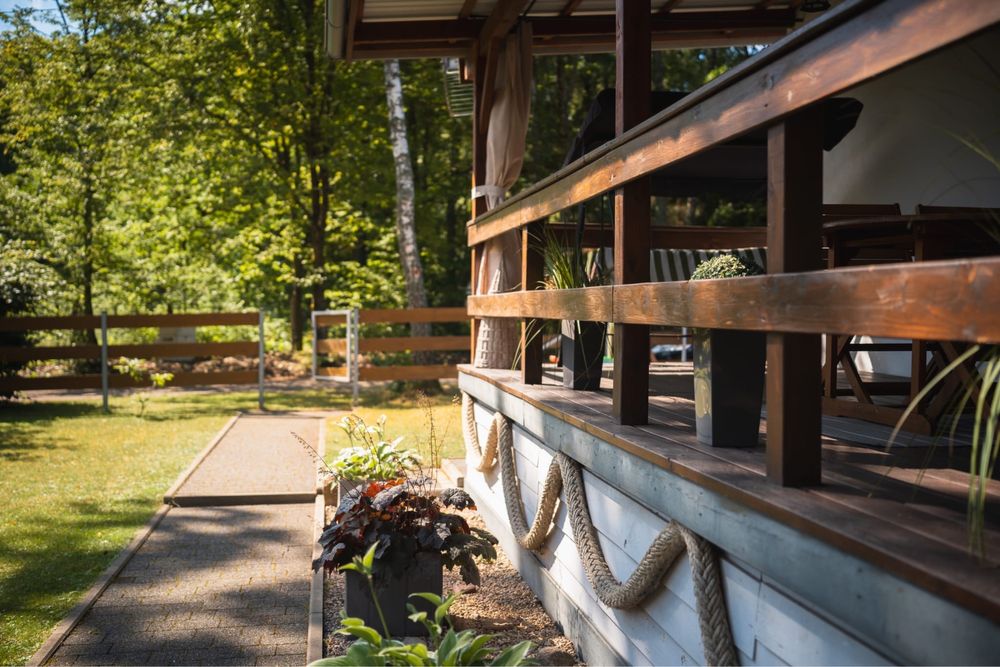 Domek Warmia I Mazury nad jeziorem Symsar, pomost , łódka
