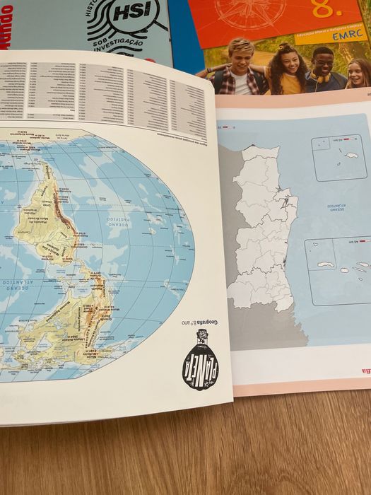 Conjunto caderno arividades 8