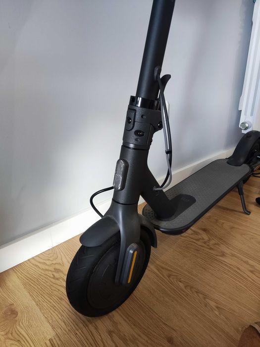 Trotinete Xiaomi MI Electric Scooter Essential