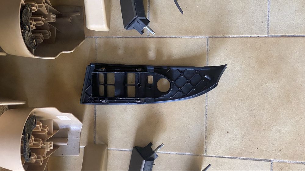 Material Interior BMW Série 5 E60 / E61 – Peças Originais