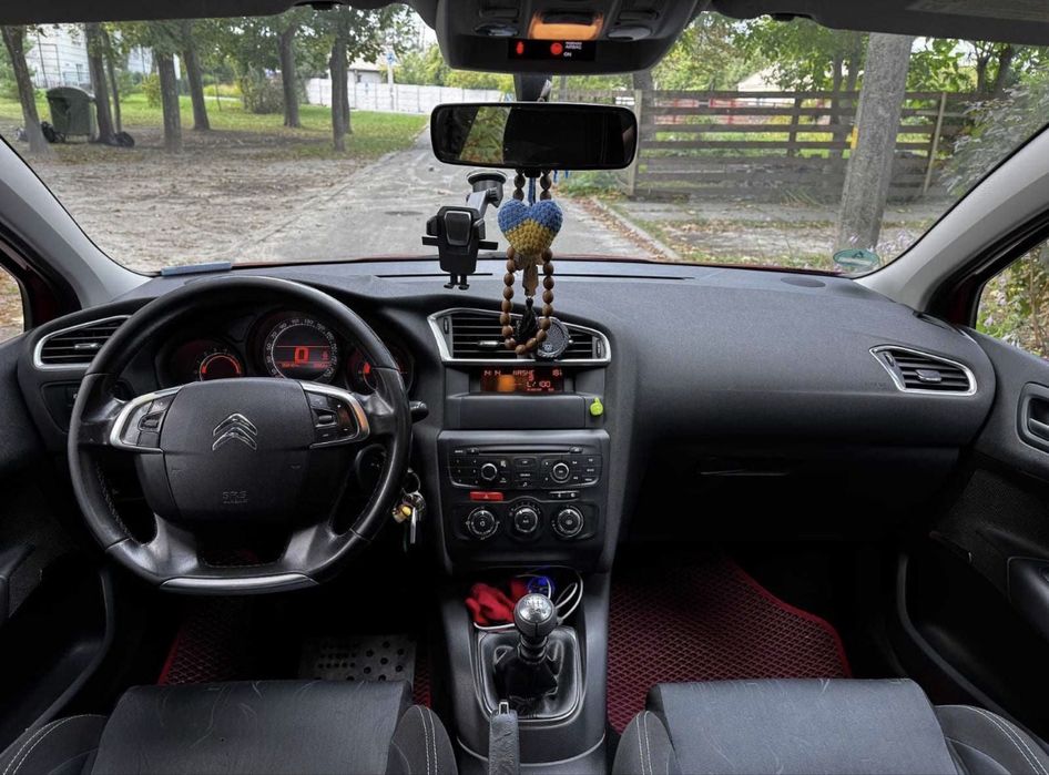 Продаю авто Сітроен С4 2011