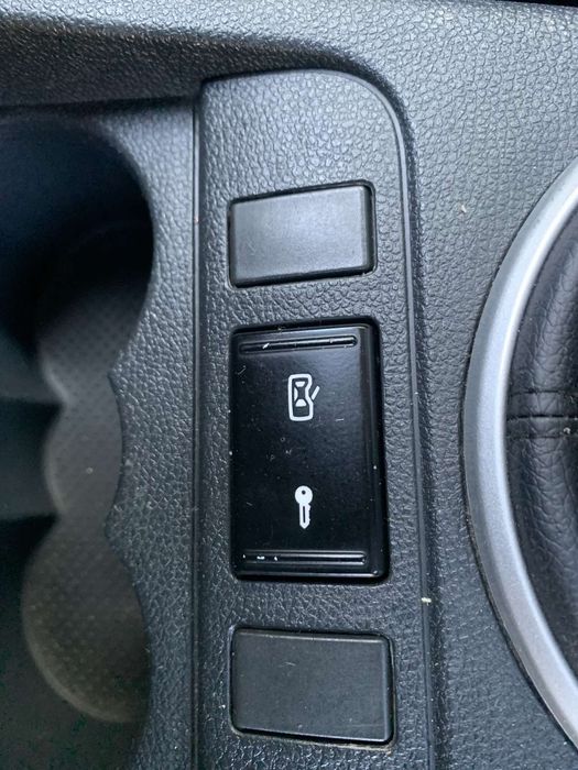 Skoda Fabia 2012 VIN TMBJK25J3C3135861 фото оголошення 17 з 24