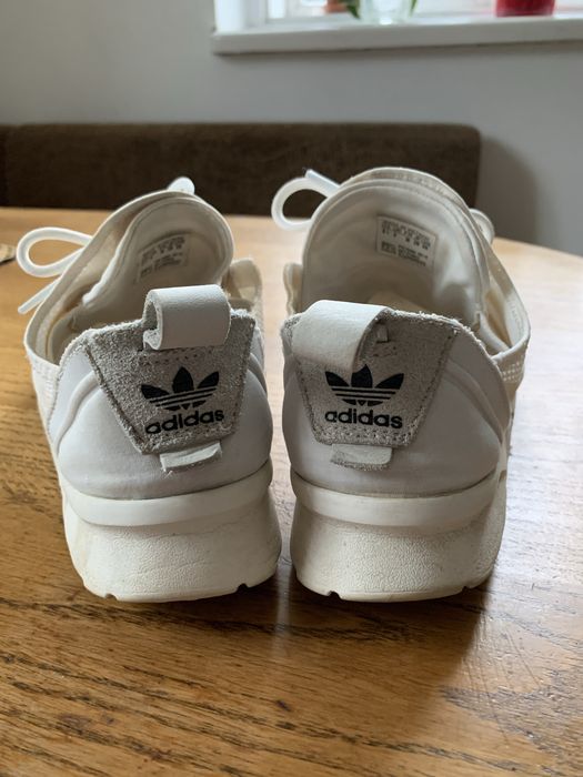 Кросівки фірмові adidas