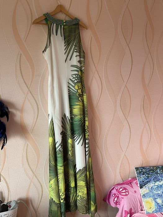 жіноче плаття великого розміру 44