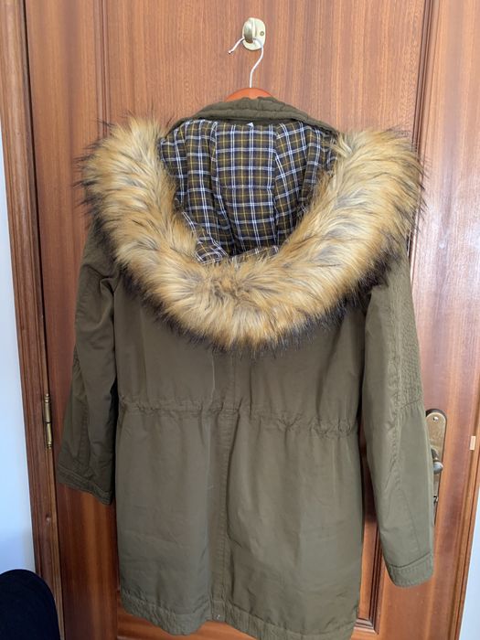 Casaco parka com capuz