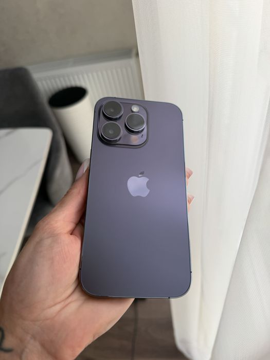 Продам iPhone 14 Pro 256 GB Deep Purple