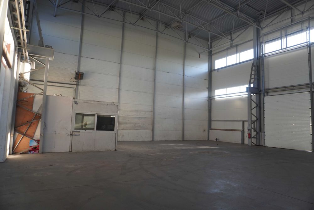 wynajmę ogrzewany magazyn wys. składowania, blisko Estakady, Portu