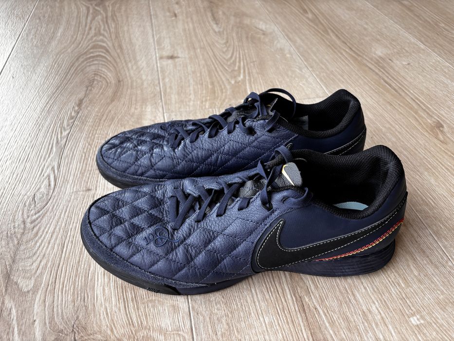 Nike Tiempo X rozmiar 42,5 halówki JAK NOWE