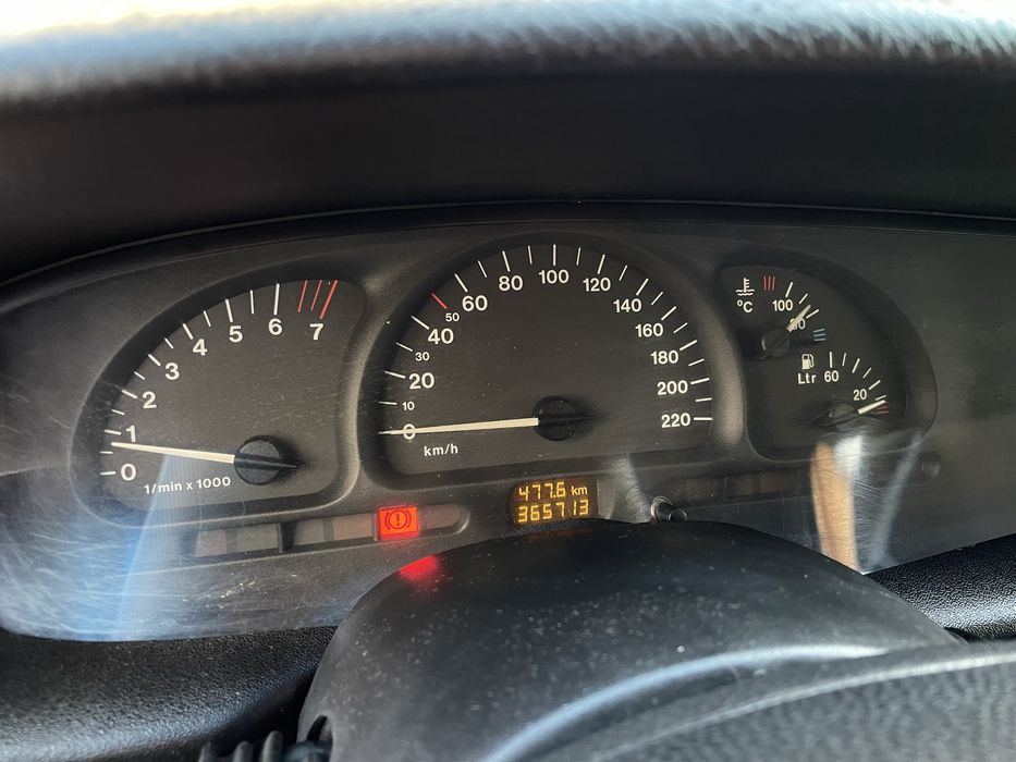 Opel Vectra B 1.6
