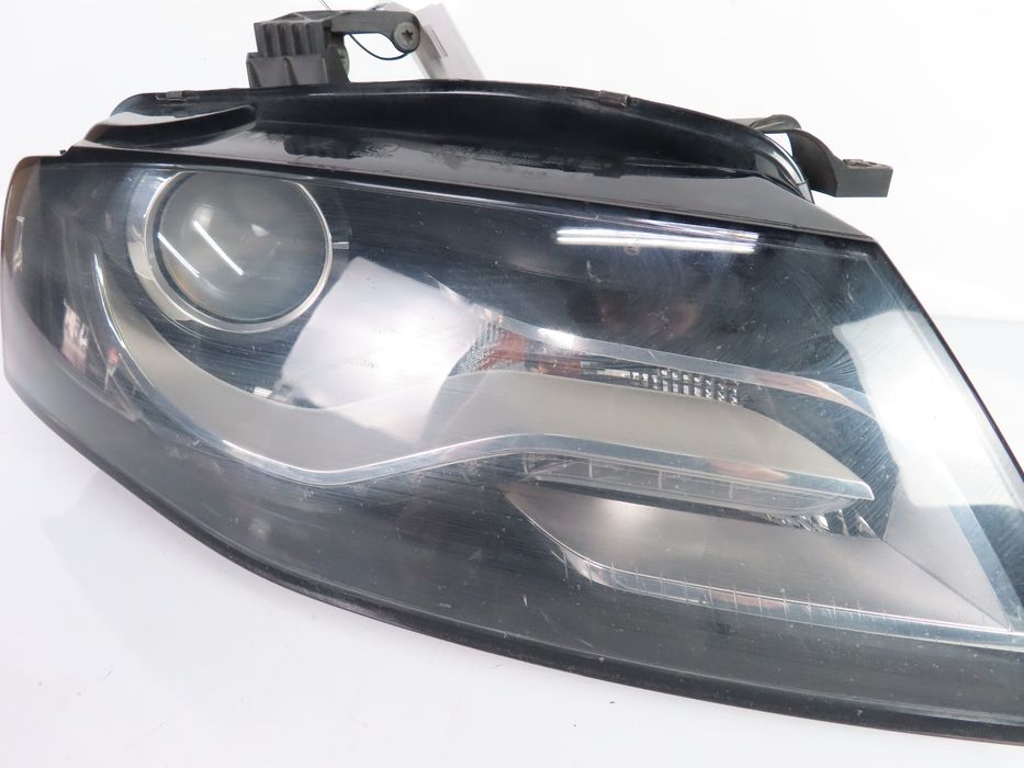 Farol Xenon Audi A4 Ref: 8K0941004C