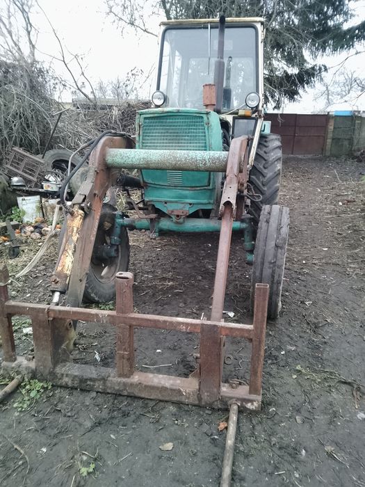 Продам трактор ЮМЗ -6
