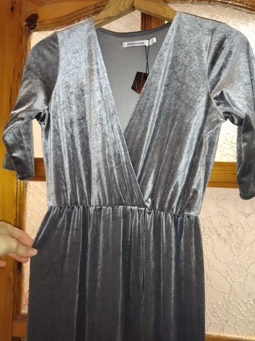 Вечірня сукня. Нова.