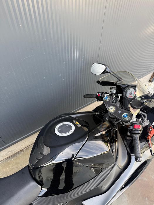 Suzuki GSXR 1000 k8