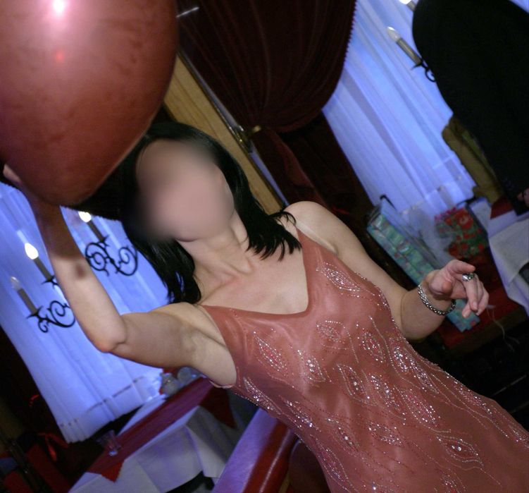 Sukienka Bankietowa "Aryton" r.38 kolor: "spokojny róż" cena -85 %,